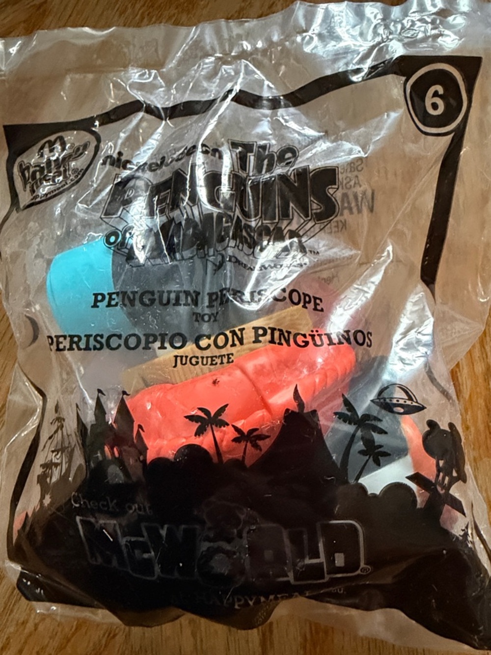 Penguins of Madagascar McDonalds Toy set of 7 - Picture 7 of 8